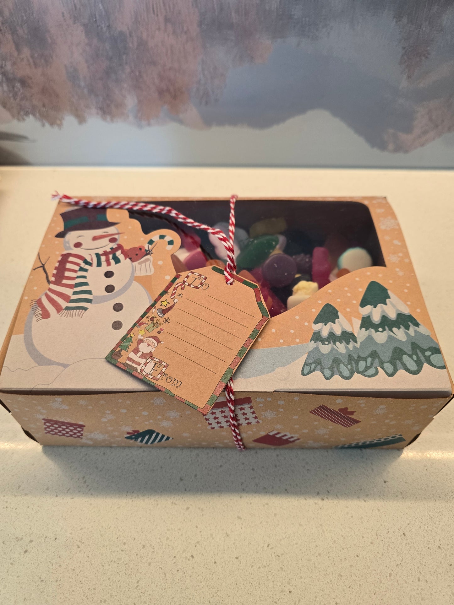 Gift Box of 1kg of Lollies